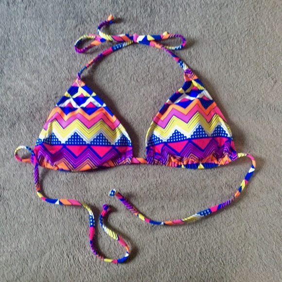 Old Navy Other - NWOT Aztec Pattern Triangle String Bikini Top